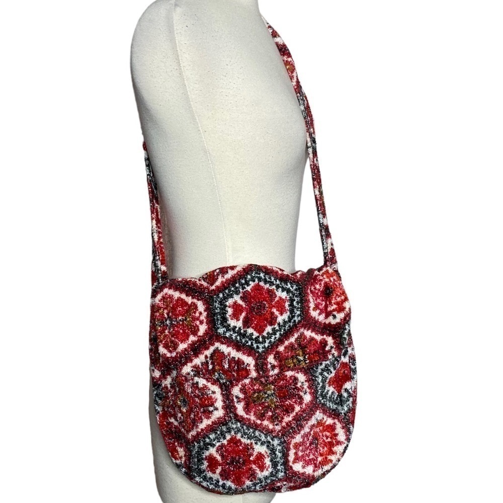 Vintage Floral Flap Crossbody Bag